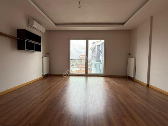 Bağcılar Güneşli Mahallesi Site İçinde Kiralık 3+1 Dubleks Daire