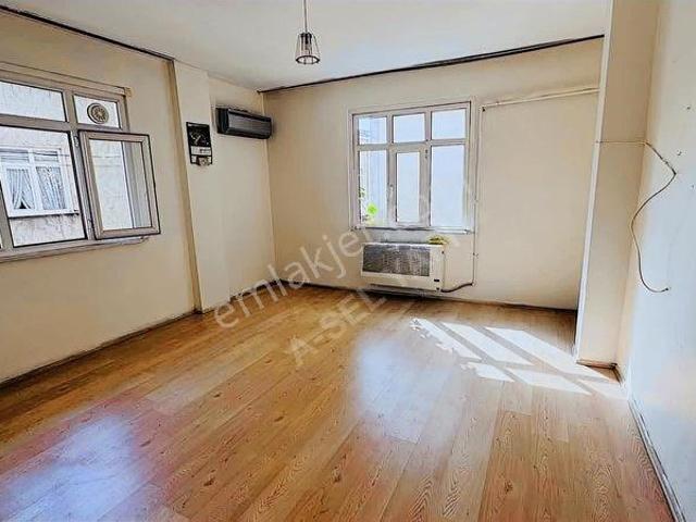 Bağcılar Kemalpaşa'da Satılık 2+1 Kat 1