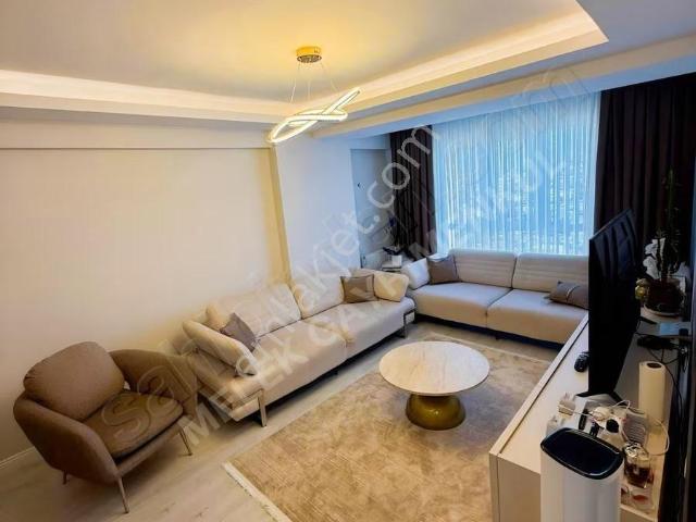 Bağcılar Kirazlı Da Satılık 2+1 K.uygun Daire