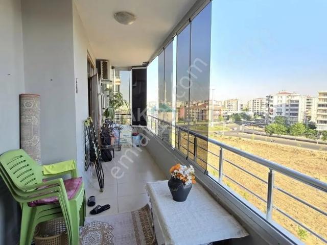 Bağcılar Nevroz Park Arkasında 4+1 Satılık Daire