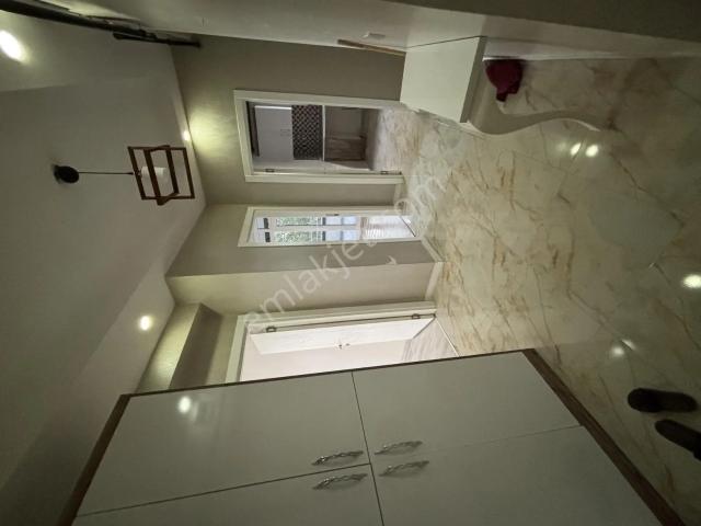 100m² 2+1 Lüks Daire Ahmet Kaya İle Eski Siverek Cadde Arasında