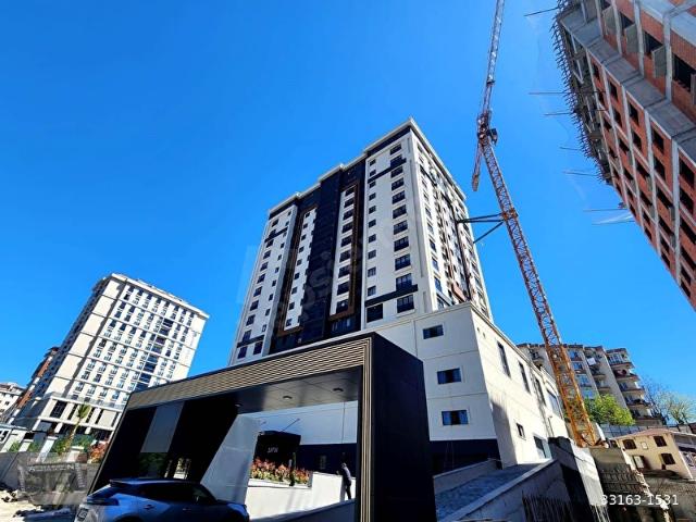 BAĞCILAR`da SIFIR SİTE İÇERİSİNDE MÜKEMMEL 12. ARA KAT DAİRE