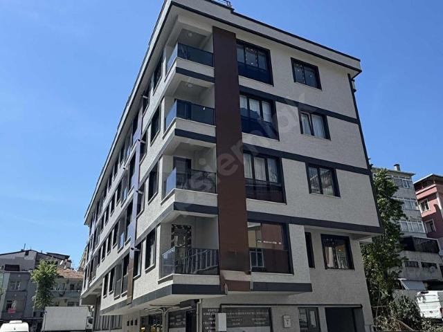 BAĞCILAR MERKEZ METRO,TRAMVAY YANI SIFIR BİNADA 3+1 DUBLEX DAİRE