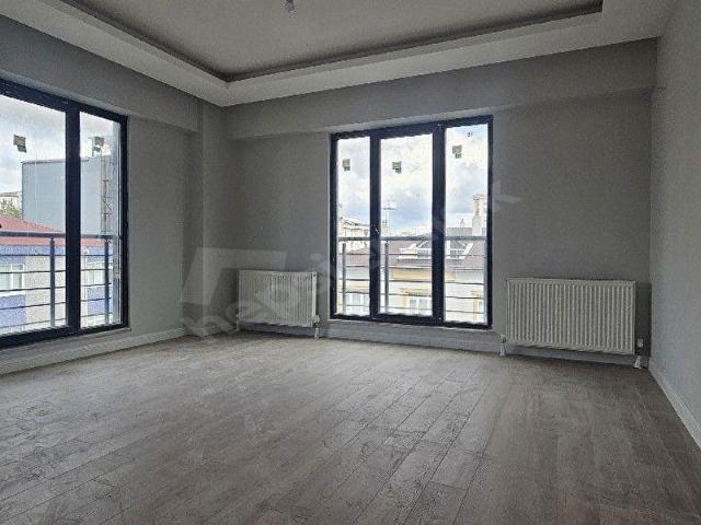 BAĞCILAR MERKEZ'DE 3+1 SATILIK DAİRE