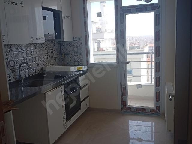 BAĞCILAR'IN GÖZDE SEMTİNDEN HARİKA SIFIR SİTEDE DAİRE