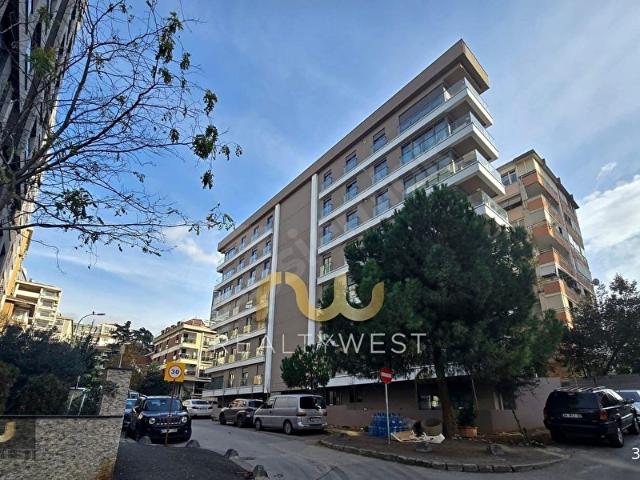 BAĞDAT CADDESİ VE GÖZTEPE PARKINA 5 DK SIFIR GENİŞ 3+1 KİRALIK
