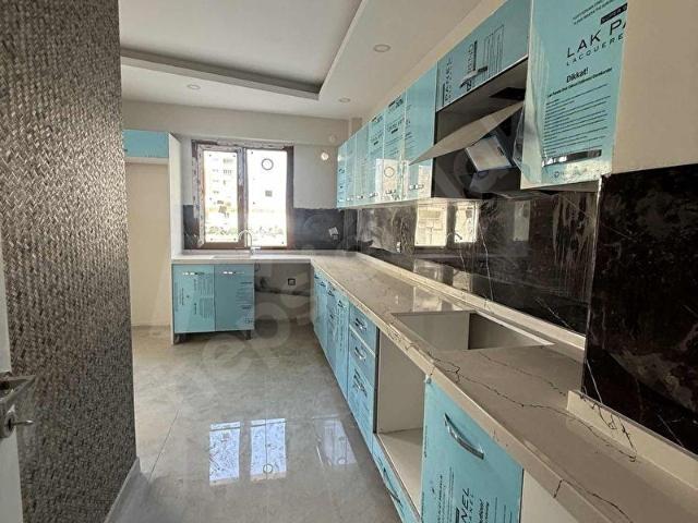 BAĞDAT CADDESİNDE 3+1 SIFIR LÜKS KİRALIK DAİRE