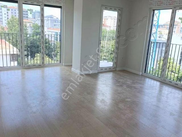 Bağdat Caddesi Sıfır 2+1 Daire