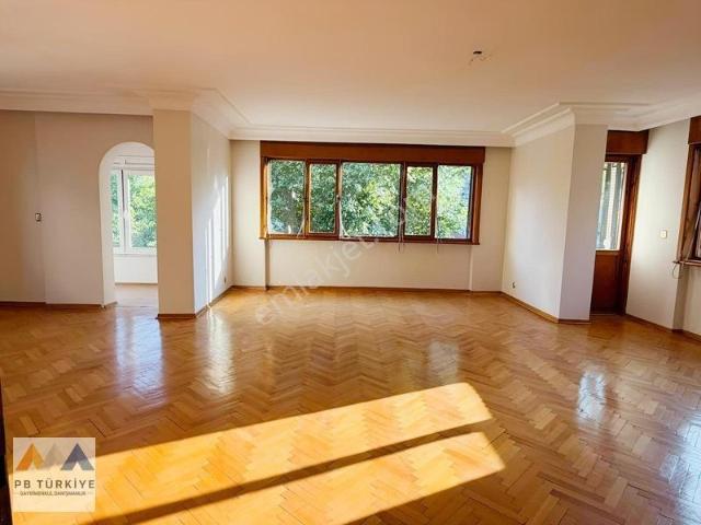 Bağdat Caddesi Suadiye 230m² Katta Tek Ferah & Prestijli