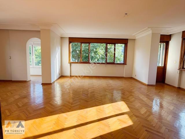 Bağdat Caddesi Suadiye 230m² Katta Tek Ferah & Prestijli