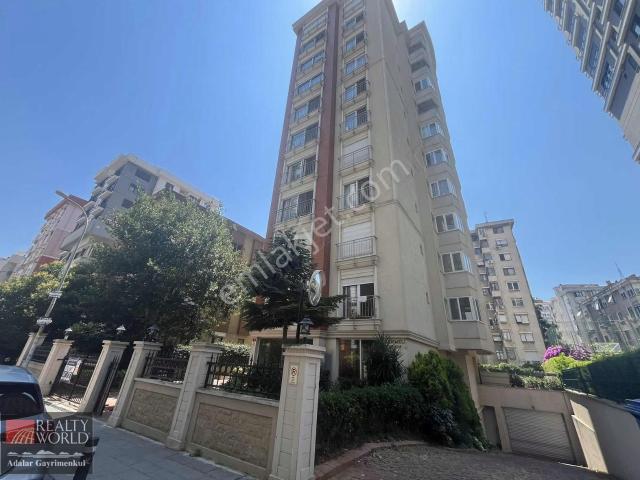 Bağdat Caddesine Paralel Sarı Gül Sokak'ta Ckm Yanı Kiralık 3+1