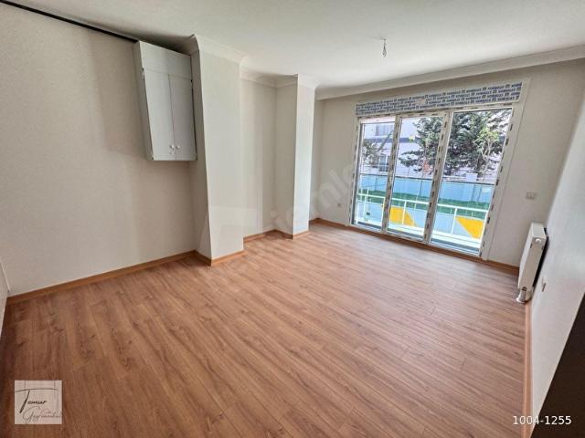 Bağdat Caddesi'ne Yakın Sıfır Binada 2+1 Boş Daire