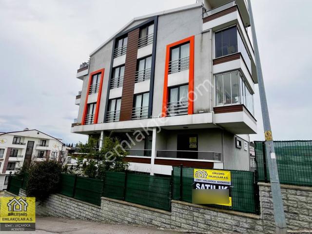Bağçeşme Prestijli Bölgede 1+1 65 M2 Bahçe Dublex Satılık
