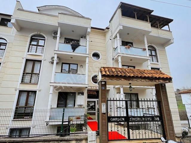 Başiskele Barbaros Mah. Site İçersinide 4+1 Ç.d Satılık Daire