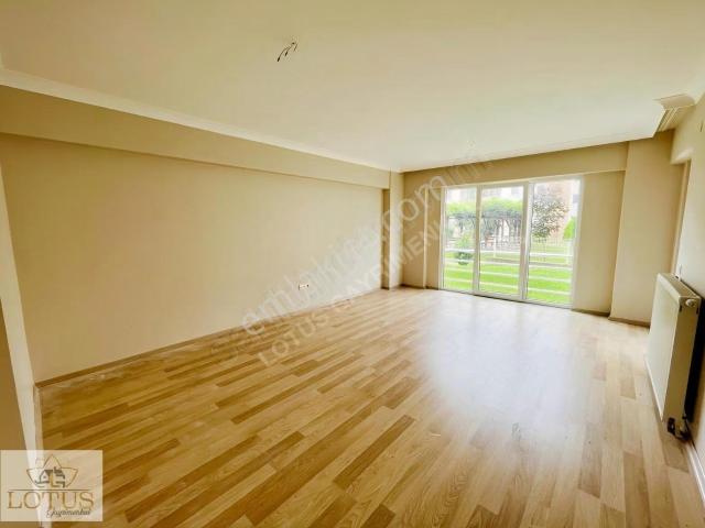 Başiskele Evimiz Kocaeli Sitesi 3+1 Bahçe Katı Satılık Daire