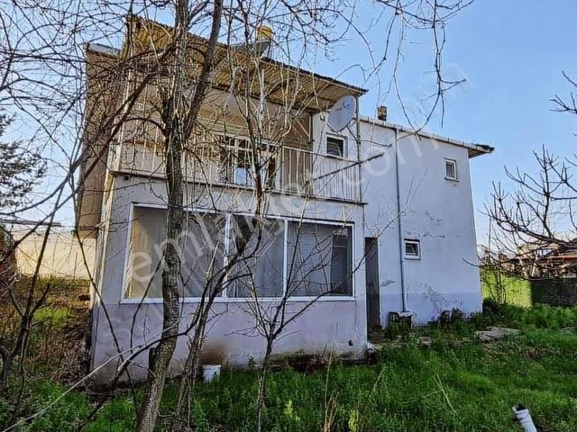 Başiskele Merkezi Konumda Müstakil Ev