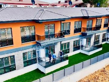 Başiskele Sahilde Harika Konumda Kiralık 3+1 Lüks Villa