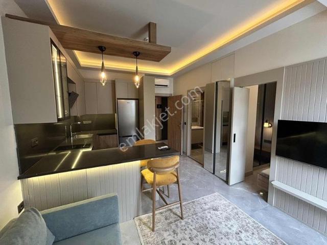 Başiskele Sahilinde Ultra Lüks Eşyalı 1+1 Kiralık Daireler