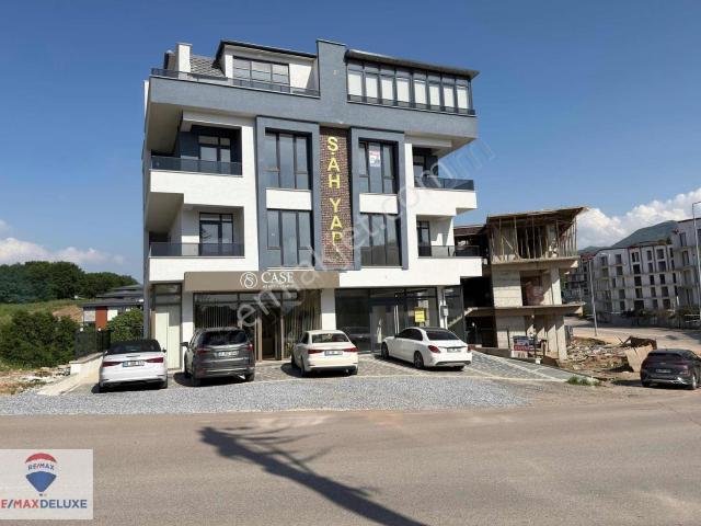 Başiskele Paşadağ Mah. Sıfır 1+1 Asansörlü Dubleks Daire
