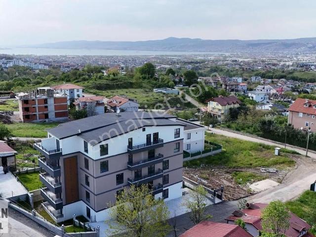 Başiskele Paşadağ'da Manzaralı Satılık2+1 Dubleks Daire