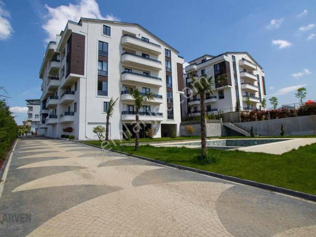 Başiskele Vadi Yuvacık Sitesi Kiralık 4+1 Dubleks Daire