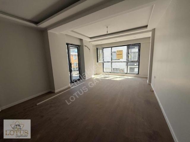 Başiskele Yeşilyurt 2+1 Arakat Merkezi Konum Sıfır Kiralık Daire
