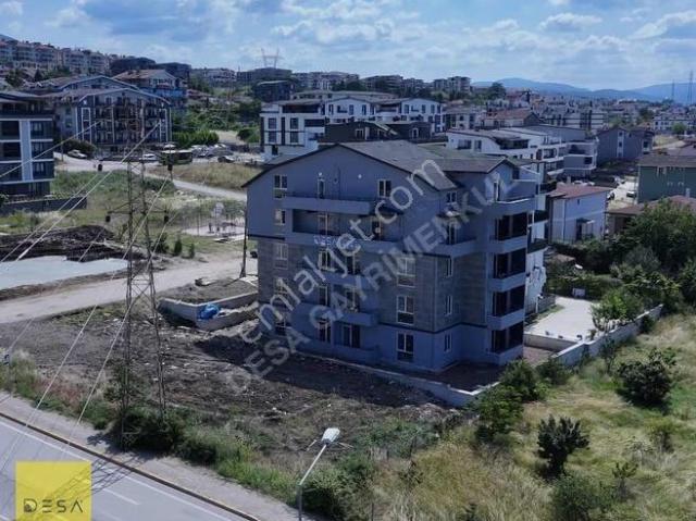 Başiskele Yuvacık Yeşilyut Mah. Satılık Sıfır 2+1 Arakat Daire