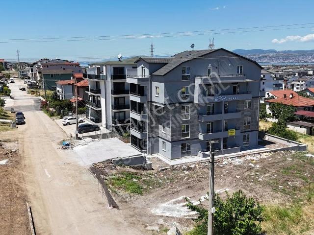 Başiskele Yuvacık Yeşilyut Mah. Satılık Sıfır 2+1 Daire