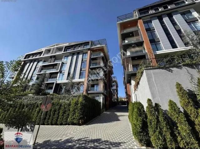 Başiskele Zeray Koru Park'ta 2+1 Eşyalı Kiralık Bahçe Dubleks