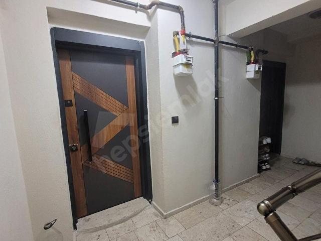 BAŞKALEDEN YENİ BİNADA D.GAZLI ASANSÖRLÜ KİRALIK 2+1 KÖŞE DAİRE