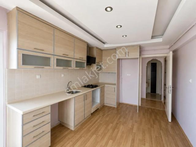 Başkarcı Mahallesi Kiralık Site İçerisi 3+1 Daire