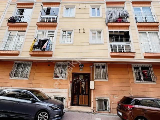 Başkent Yapı'dan Full Dekorlu 2+1 Kiralık Bahçe Katı