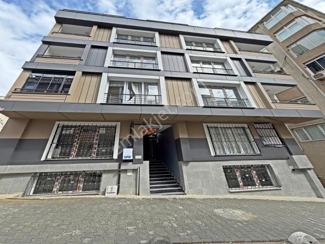 Başkent Yapı'dan Metrobüse 3dk Sıfır Bbinada Balkonlu 2+1 Daire