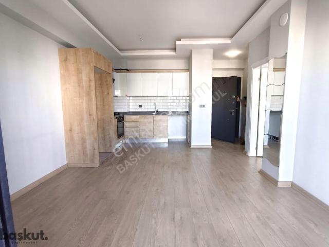 Başkut Emlak'tan İmbatlı'da Merkezi Konumda Kiralık 1+1 Daire
