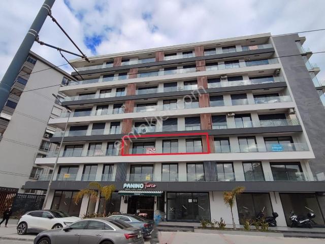 Başkut 'tan Ataşehir Gayda Vera 'da 2+1 Daire