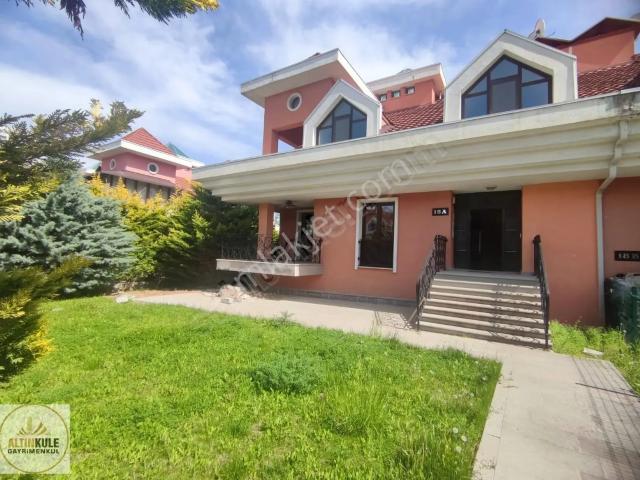 Bağlıca Afşaroğlu Sit. Şerefiyesi Yüksek 5+2 Lüks Villa