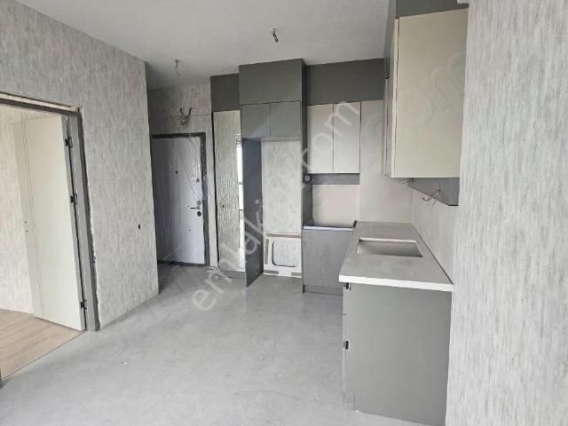 Bağlıca Bulvarı Üzerinde Takasa Ve Vadeye Açık 200m2 Sıfır Daire