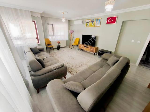 Bağlıca Sınırı Villa Parsellerinde 3+1 Kapalı Teraslı Geniş Daire