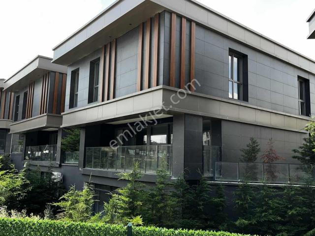 Bağlıca, Site İçinde, Müstakil, Lüks Ve Büyük Satılık 5+1 Villa