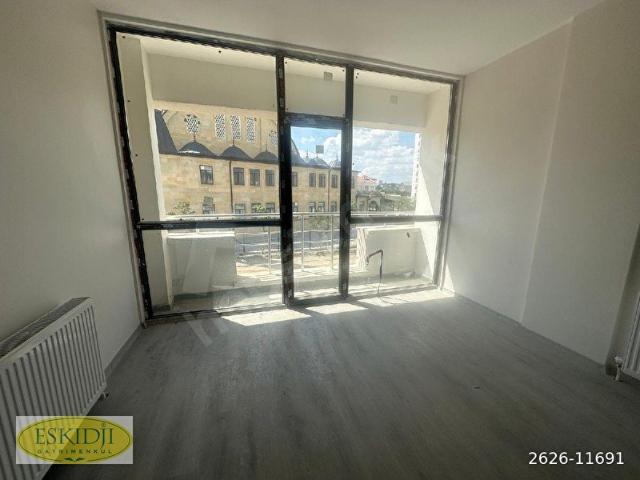 Bağlıca Yüksek İhtisas Üniversitesi Karşısında Kiralık 1+1 Daire