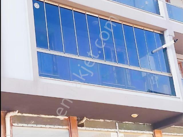 Bağlantı Yolunda Yola Cepheli Ebeveyn Banyolu 2+1 Daire