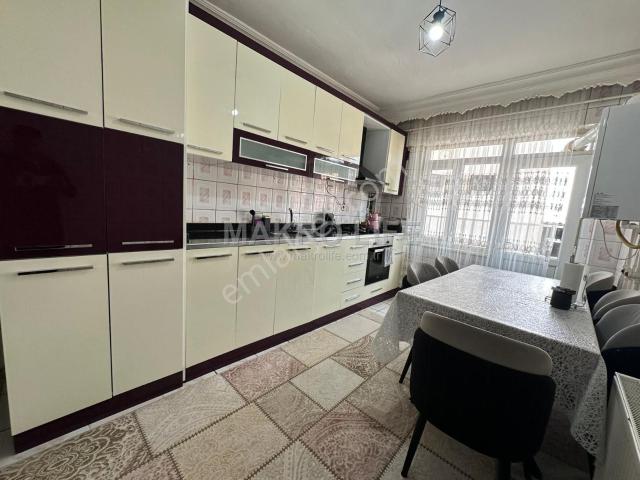 Bağlar Sağlık Ocağı Sakarya Caddesinde 3+1 Full Yapılı Acil Satılık Daire