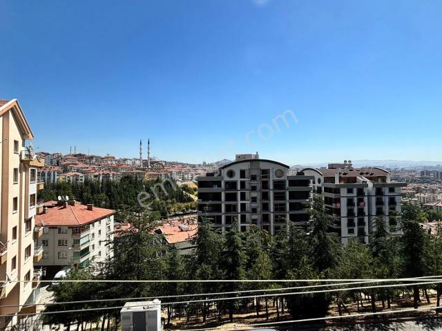 Bağlarbaşı 468 Sokakta Melek Özen Arkası Ful Manzaralı 3+1
