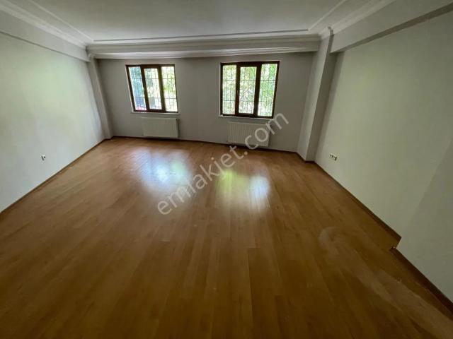 Bağlarbaşı Kıbrıs Sok.'da 90m2 2+1 Kiralık Daire