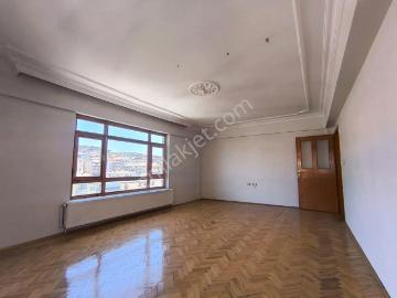 Bağlarbaşı Mahallesinde 3+1 Katta Bağımsız Daire