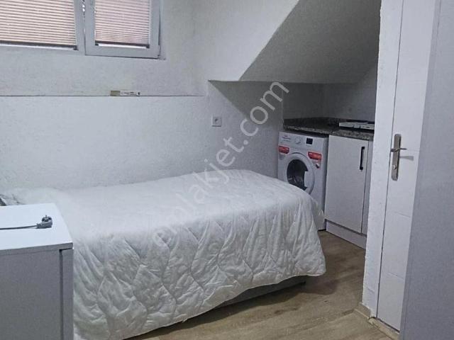 Bağlarbaşına Yakın Ful Eşyalı Stüdyo Daire