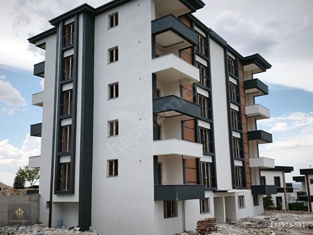 BAĞLICA ZİRVE'DE KİLERLİ MÜKEMMEL KONUM KAPANMAZ CEPHE SIFIR 3+1