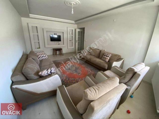 Bağlum Bulvarında Mehmet Örücü Ortaokulu Dibinde Kiralık 2+1