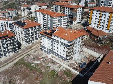 BAŞPINAR MAHALLESİ'NDE SATILIK 3+1 DAİRE