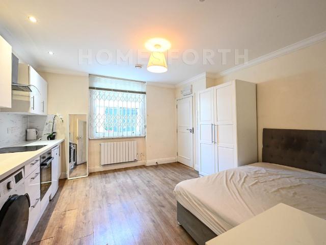 Bamborough Gardens, Shepherds Bush W12, Studio to rent, £1,500 pcm | PrimeLocation